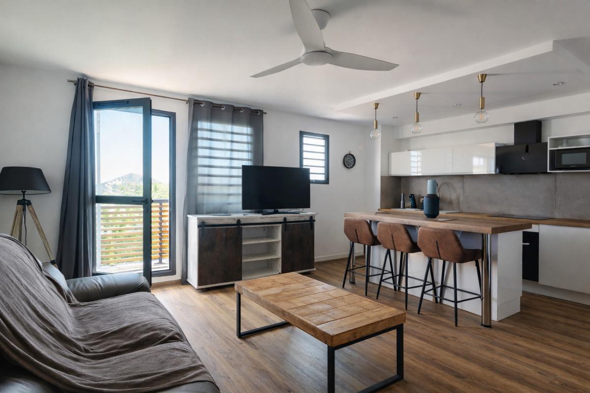 Appartement T2 avec balcon et parking couvert – 52,39 m² – Saint-Pierre - Photo 3