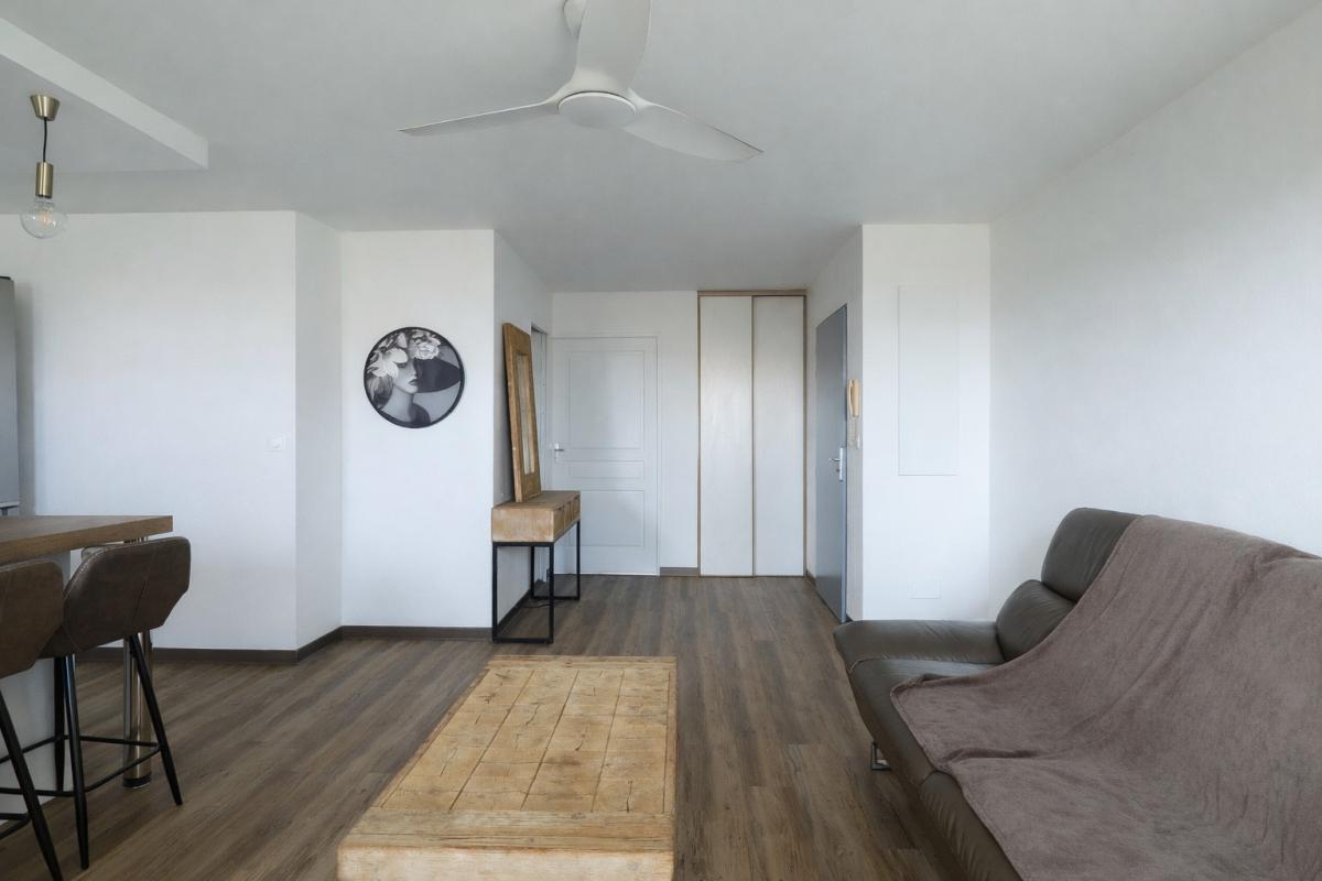 Appartement T2 avec balcon et parking couvert – 52,39 m² – Saint-Pierre - Photo 5