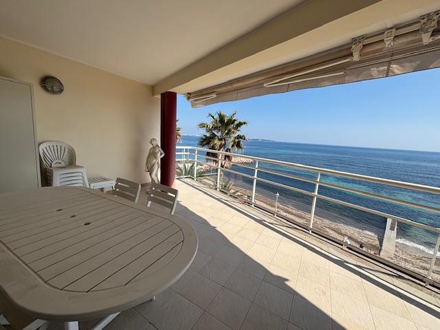 UNIQUE  ! APPARTEMENT 4 PIECES  GARAGES, PARKING, PIEDS DANS L EAU ,CANNES PALM BEACH - Photo 5