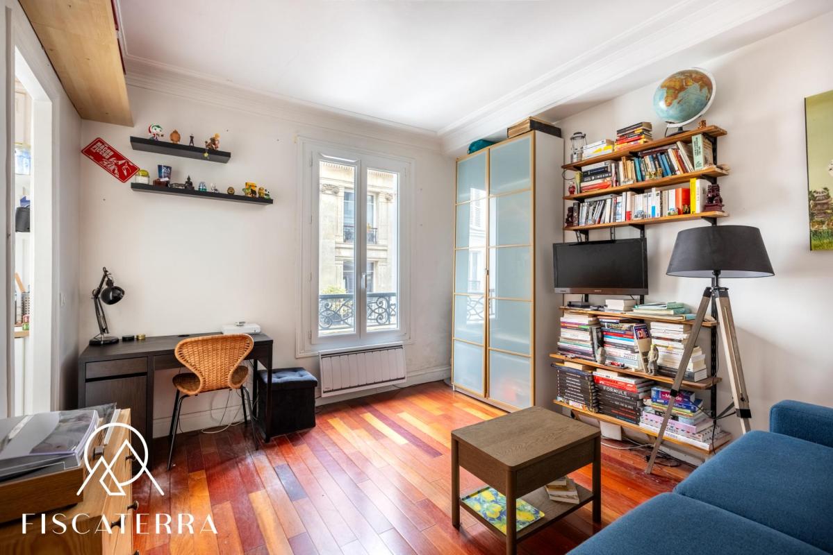 A vendre - Studio 17m2 - rue de l'Arc de Triomphe - Paris 17 - Photo 3