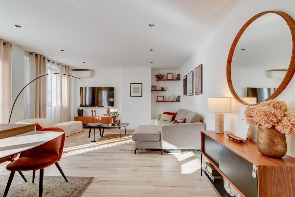 NEUILLY-SUR-SEINE : SABLONS / PONT DE NEUILLY - EXCEPTIONNEL APPARTEMENT DE 96M2 AVEC TERRASSE 40M2 - 2 CHAMBRES - POSSIBILITÉ PARKING - Photo 4