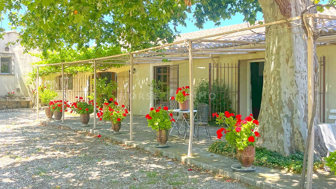 Nîmes, 5min centre ville - Très beau mas sur 2,8 hectares - Photo 5
