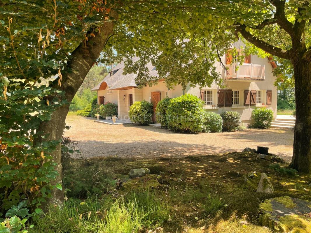 Maison à vendre, 10 pièces, 303 m², Bauge En Anjou