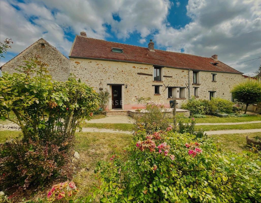 Maison à vendre, 5 pièces, 208 m², Chailly En Brie