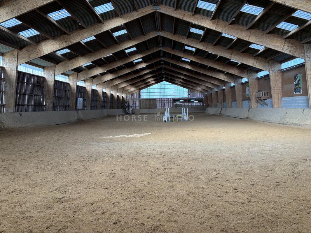 Centre équestre opérationnel - 15 ha à proximité de Nantes - Photo 2