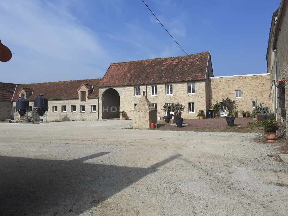 Élégant domaine XVIII avec écuries et 18 ha - Photo 4
