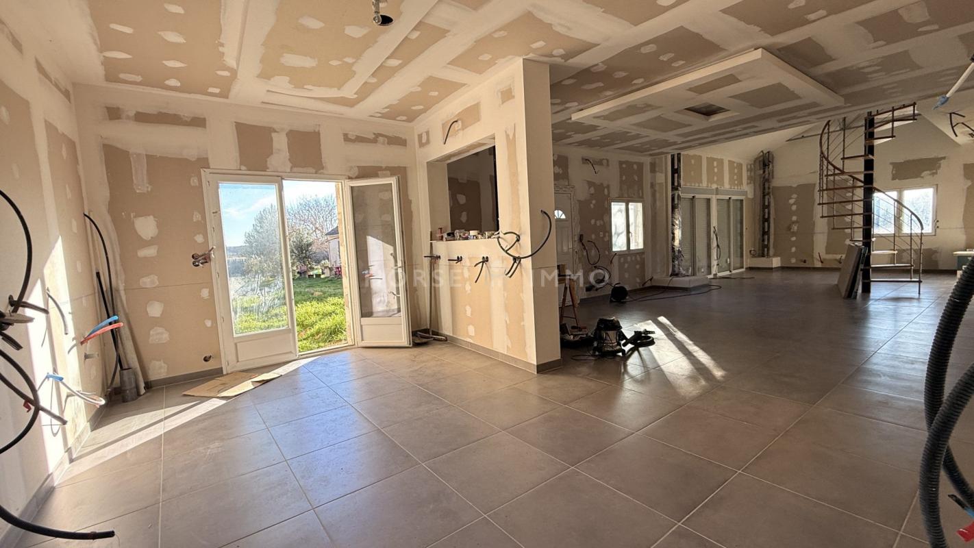 Alpilles - Domaine 6,6 hectares avec deux logements - Photo 3