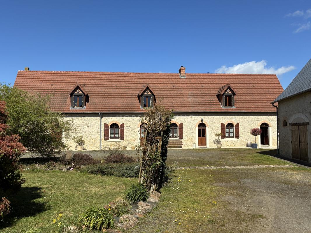 Maison à vendre, 5 pièces, 245 m², La Fleche