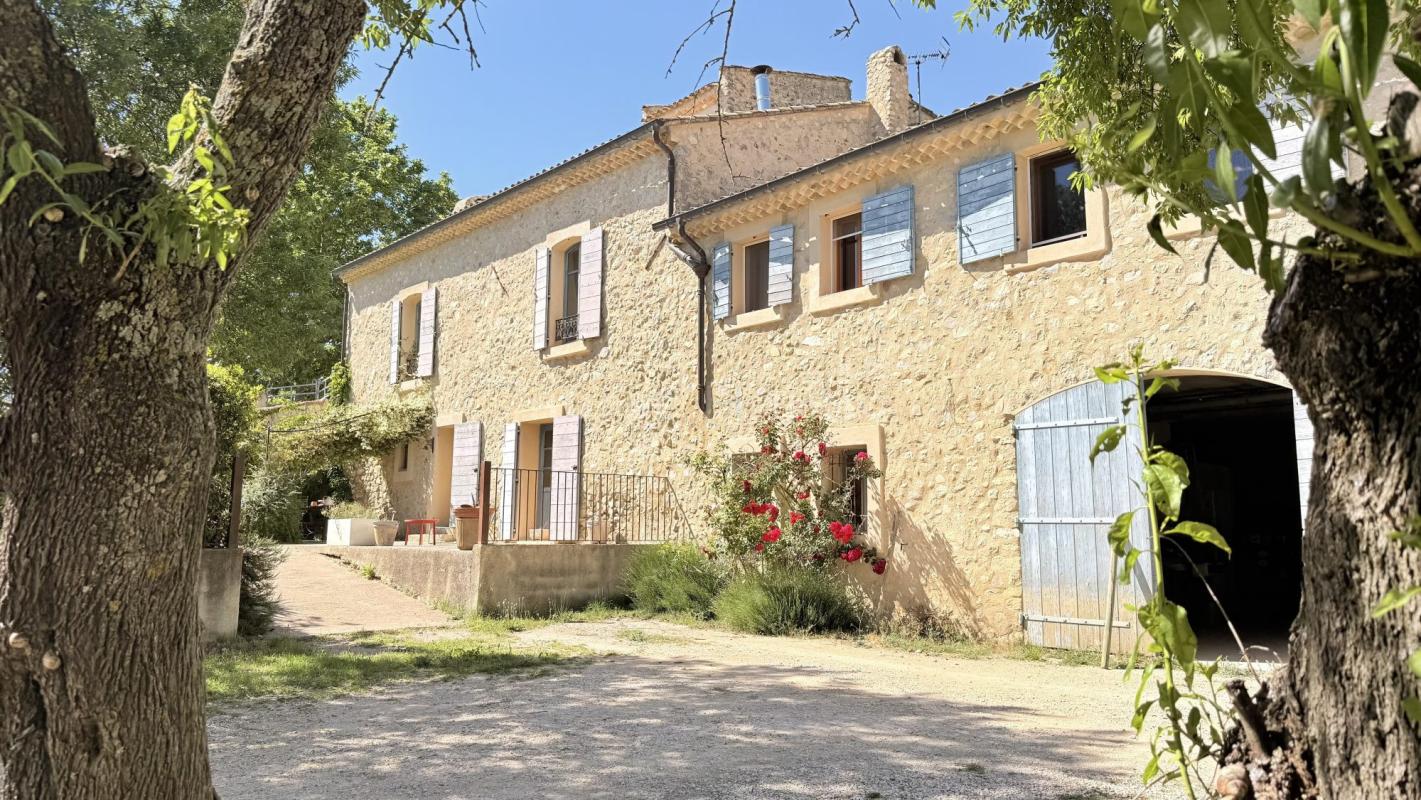 Belle bastide équestre au coeur de la Provence avec 2 gîtes - Photo 4