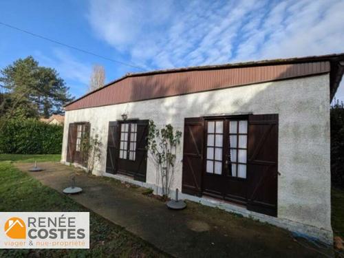 Vente en nue propriété - F66 ans - LAVOUX (86800)