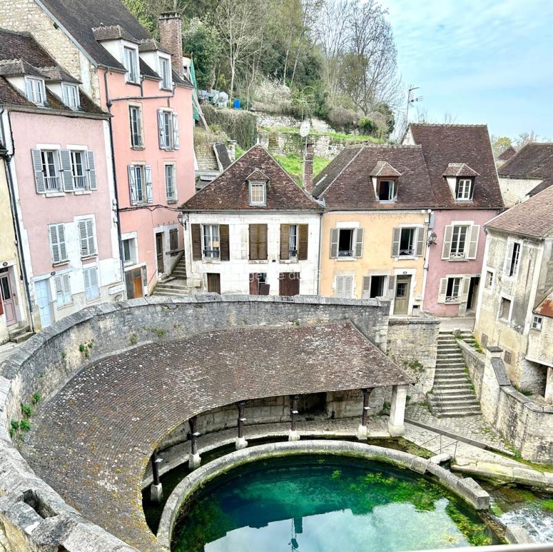 Maison - Immeuble - Centre historique - Vue Fosse Dionne