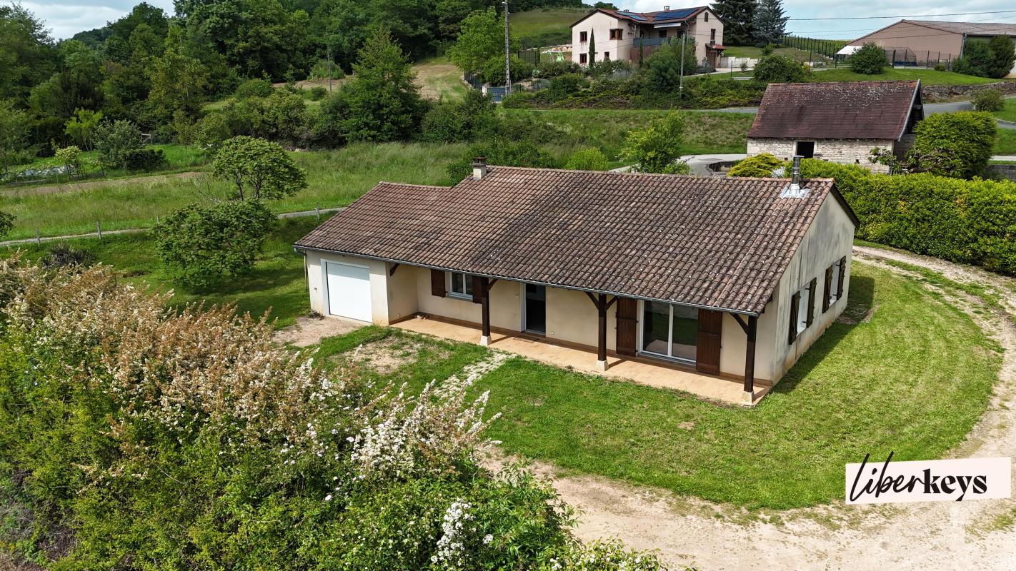 VILLA DE PLAIN PIED - TERRAIN 1050 M² - 91 M² HABITABLE - 3 CHAMBRES - GARAGE