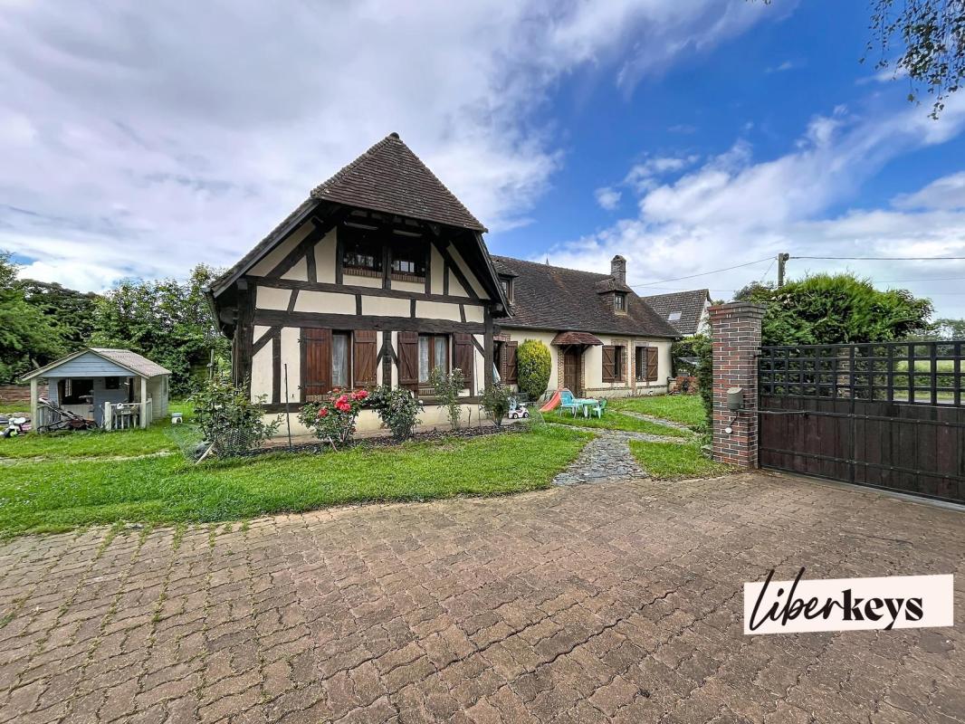 Maison normande de caractère sur 1818 m² de terrain - 4 chambres - garage