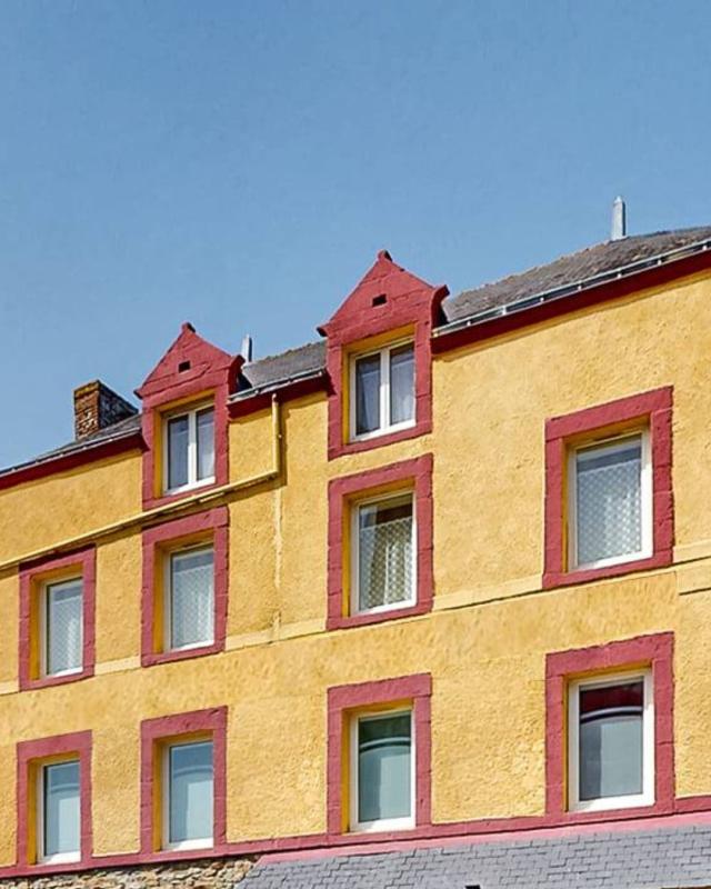 Grande maison familiale à Saint-Dolay (+fonds de commerce)
