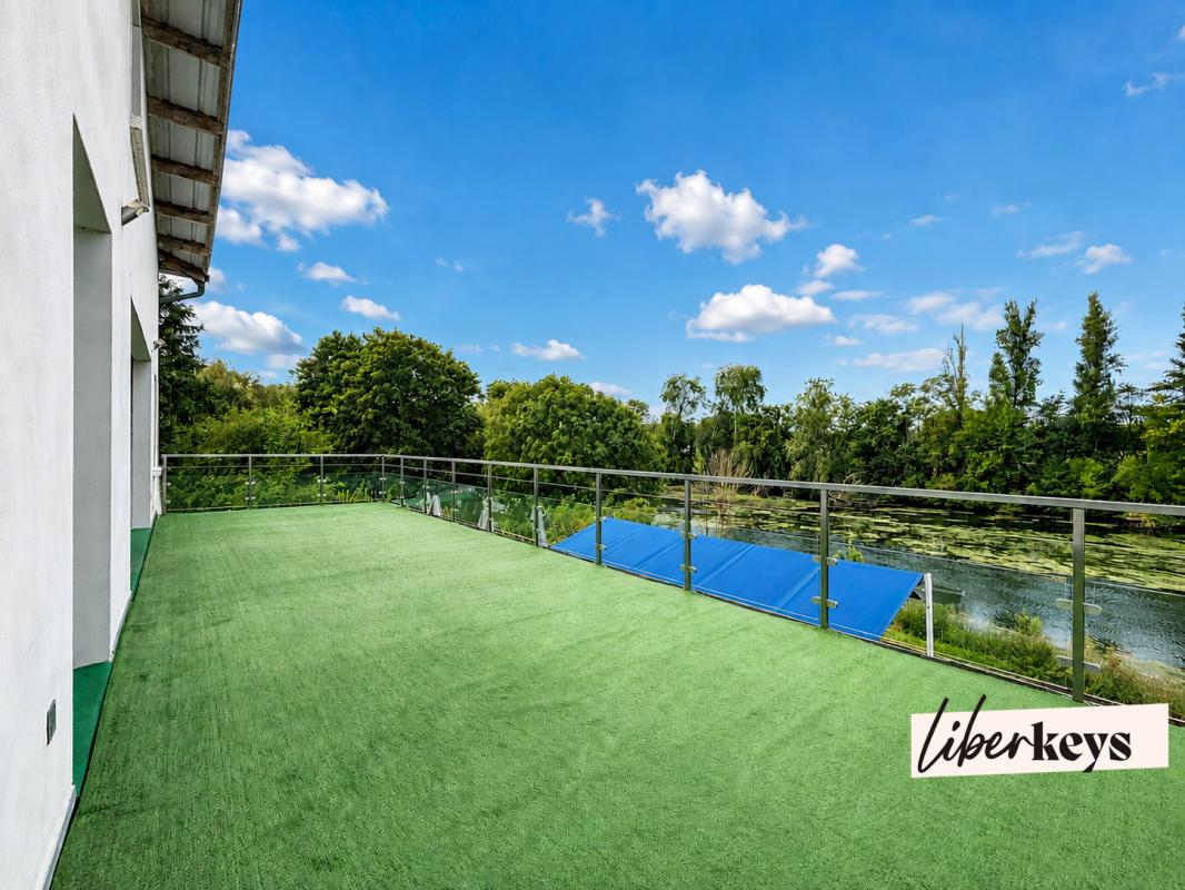 Appartement d'exception avec terrasse panoramique sur le Loiret – Idéal investissement locatif haut de gamme