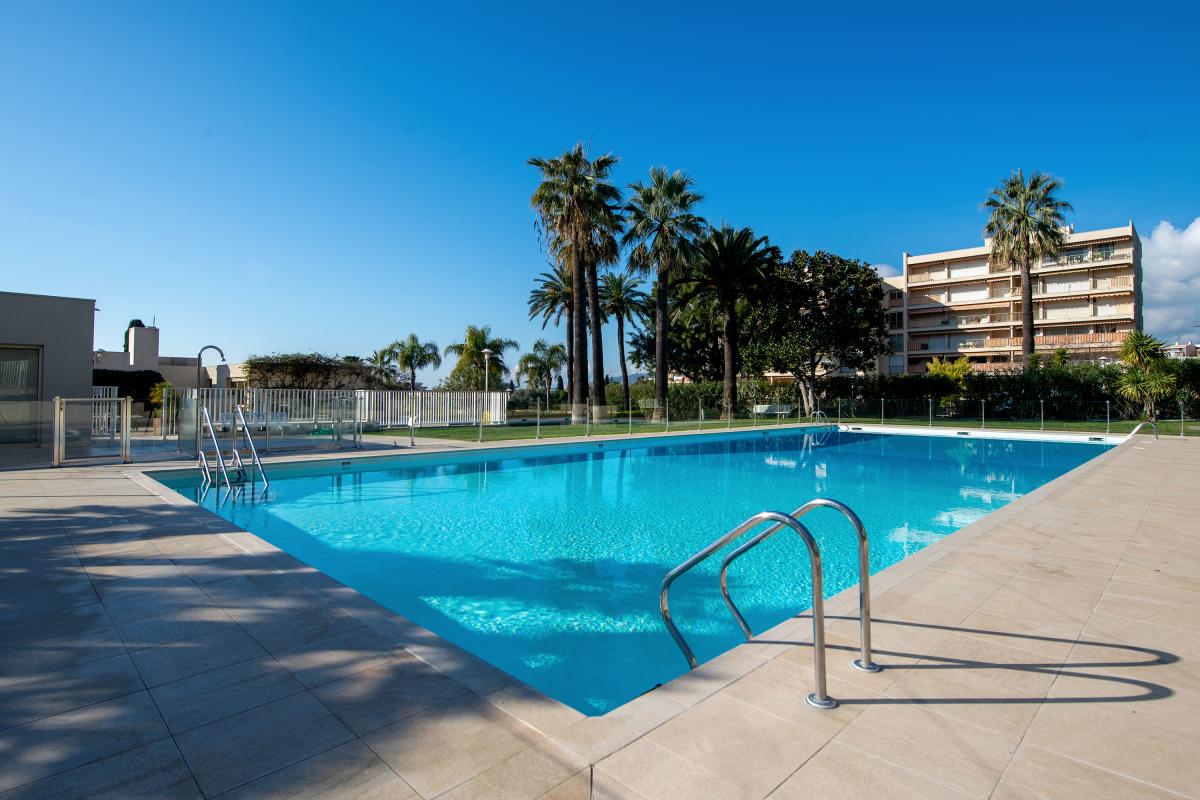 Appartement 3/4 pièces  Eden Parc Juan les pins secteur la colle