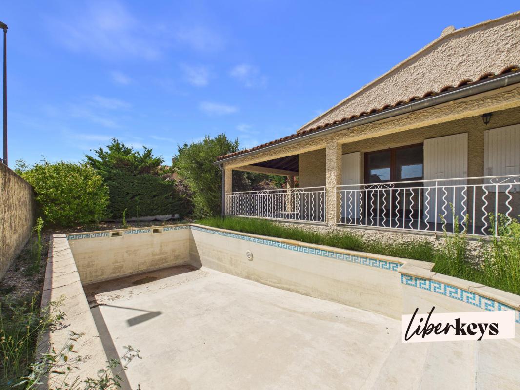 Maison familiale T5 plain-pied, piscine et garage