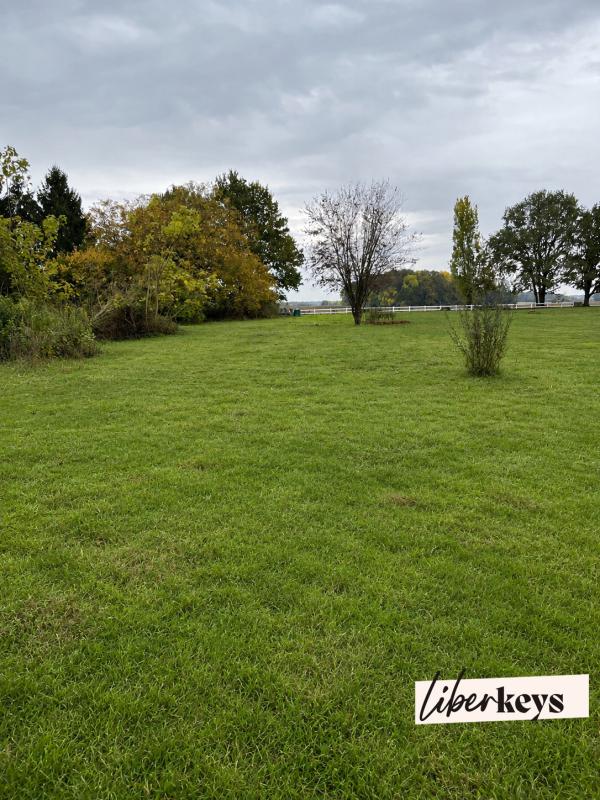 Terrain à bâtir 2 138 m² dont 692 m 2 constructibles – Vue forêt – Calme absolu – Sonchamp ( 78)