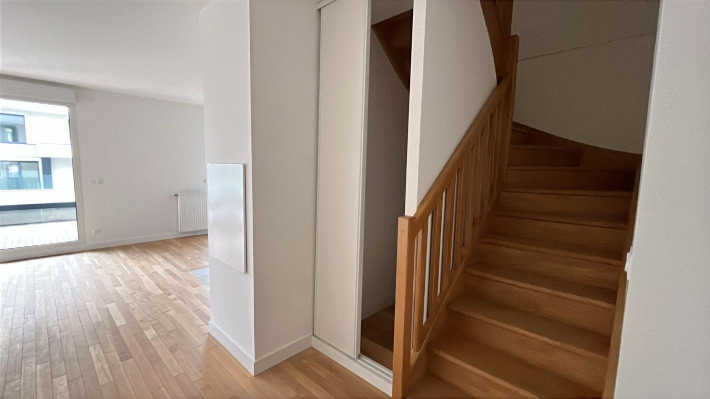 Magnifique Duplex 3 pièces de 68,1m² avec balcon - Miniature 2