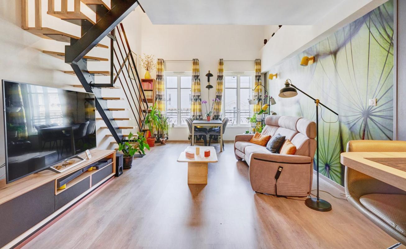 Appartement moderne en duplex dans immeuble bourgeois en centre ville, 4 pièces, 116,7 m² à Marseille 2e