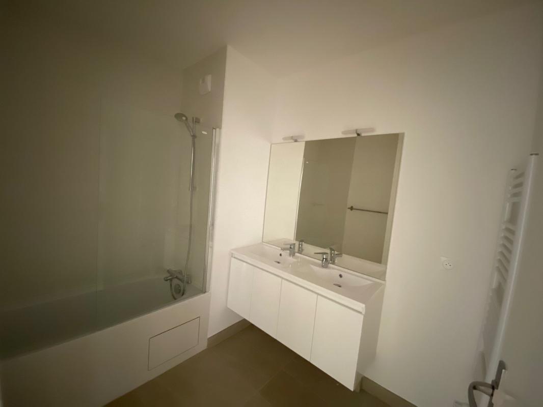 Magnifique 4 pièces de 81,7 m² avec balcon de 11m² - Miniature 10