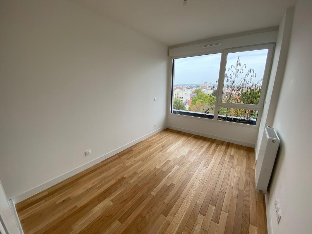 Magnifique 4 pièces de 81,7 m² avec balcon de 11m² - Miniature 6