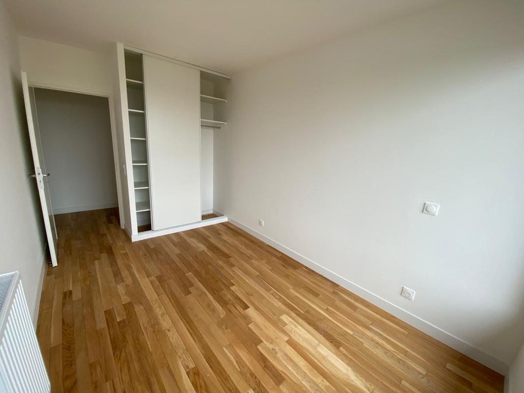 Magnifique 4 pièces de 81,7 m² avec balcon de 11m² - Miniature 7