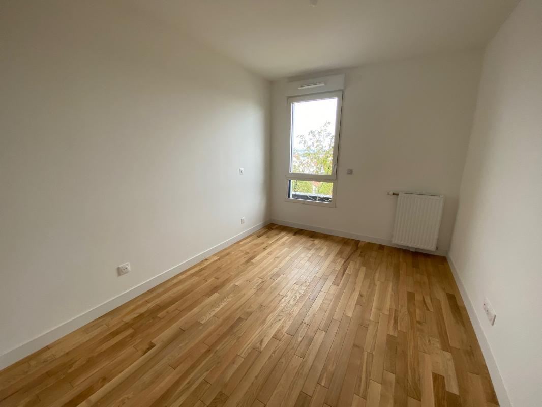 Magnifique 4 pièces de 81,7 m² avec balcon de 11m² - Miniature 8