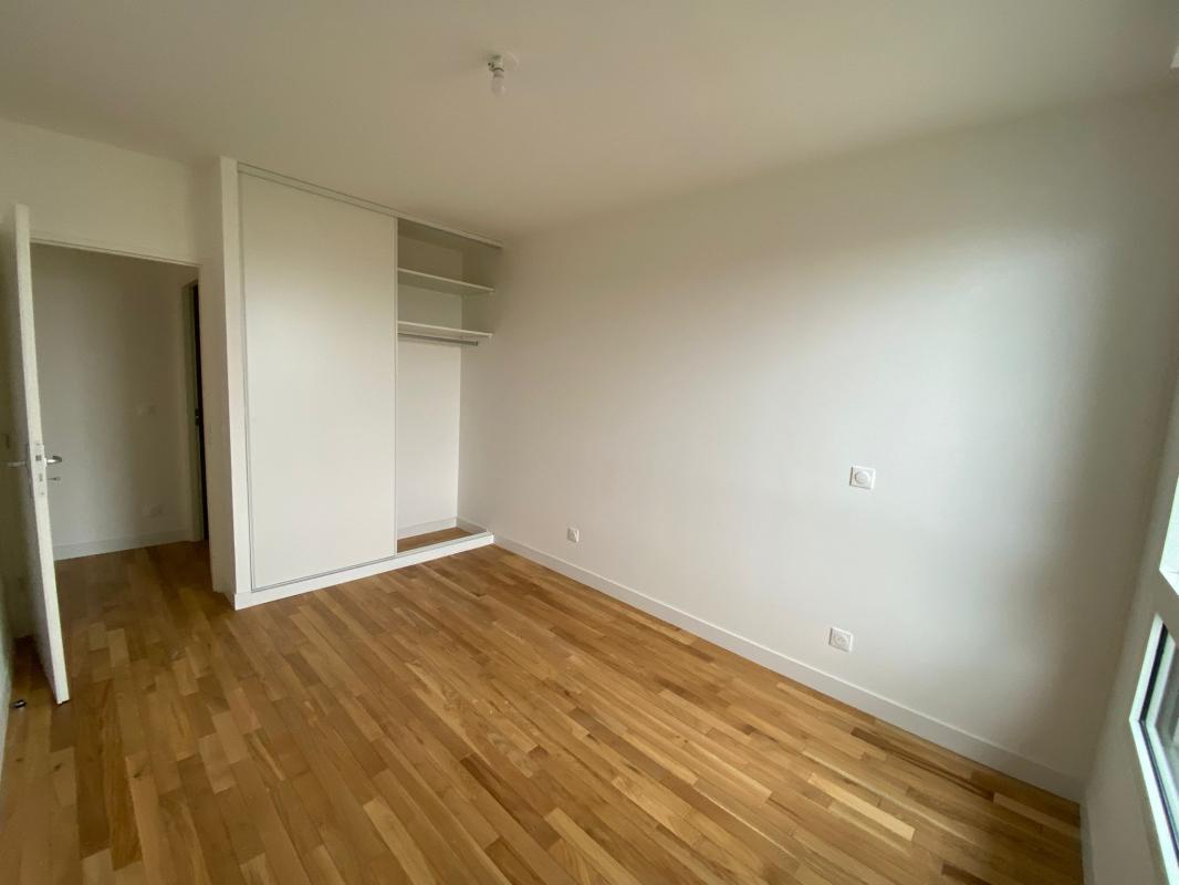Magnifique 4 pièces de 81,7 m² avec balcon de 11m² - Miniature 9
