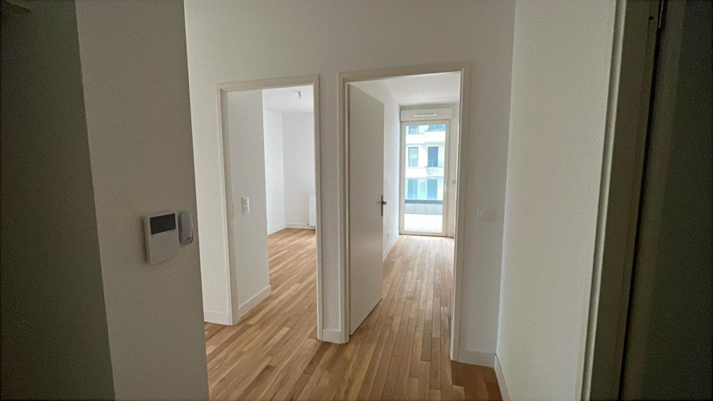Superbe T3 neuf de 63m² avec balcon - Miniature 6
