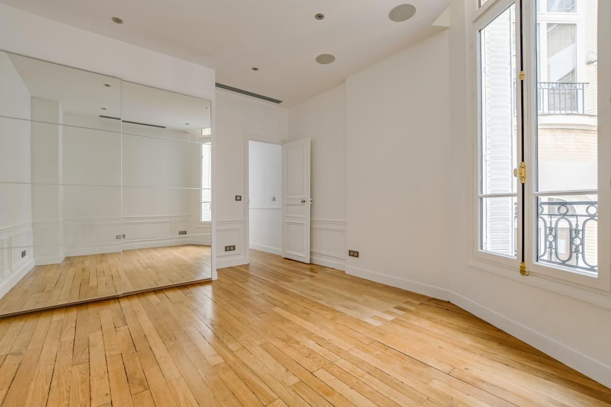 Appartement d’exception – Parc Monceau – 337 m² – Étage entier - Miniature 10