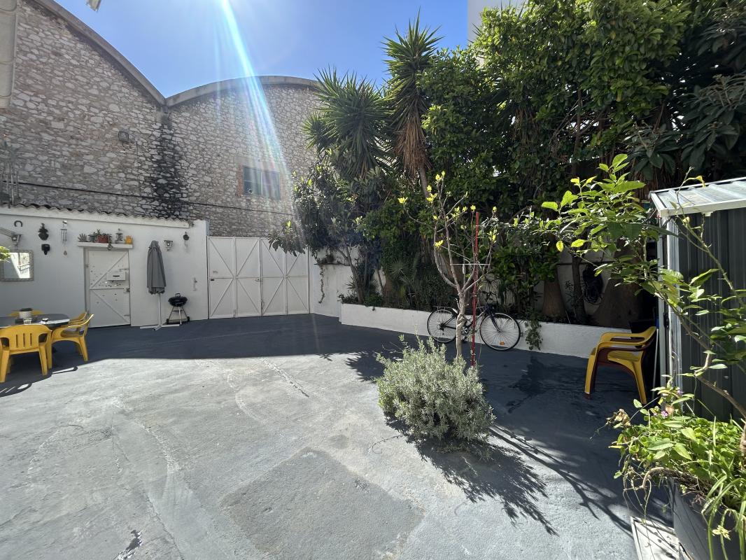 Villa entretenue idéale famille, 5 pièces, 125 m² à Marseille 15e