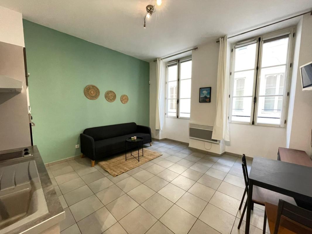 APPARTEMENT TYPE 2 MEUBLE SECTEUR JOLIETTE - Miniature 2