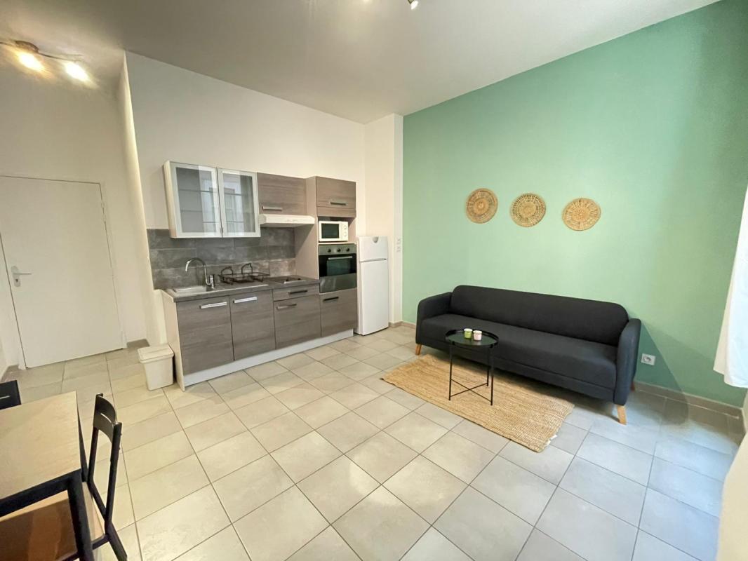 APPARTEMENT TYPE 2 MEUBLE SECTEUR JOLIETTE - Miniature 3