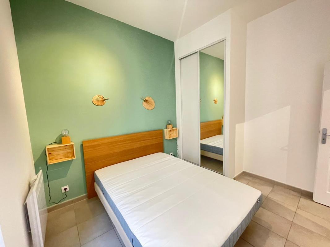 APPARTEMENT TYPE 2 MEUBLE SECTEUR JOLIETTE - Miniature 5