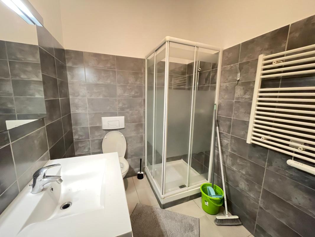 APPARTEMENT TYPE 2 MEUBLE SECTEUR JOLIETTE - Miniature 6