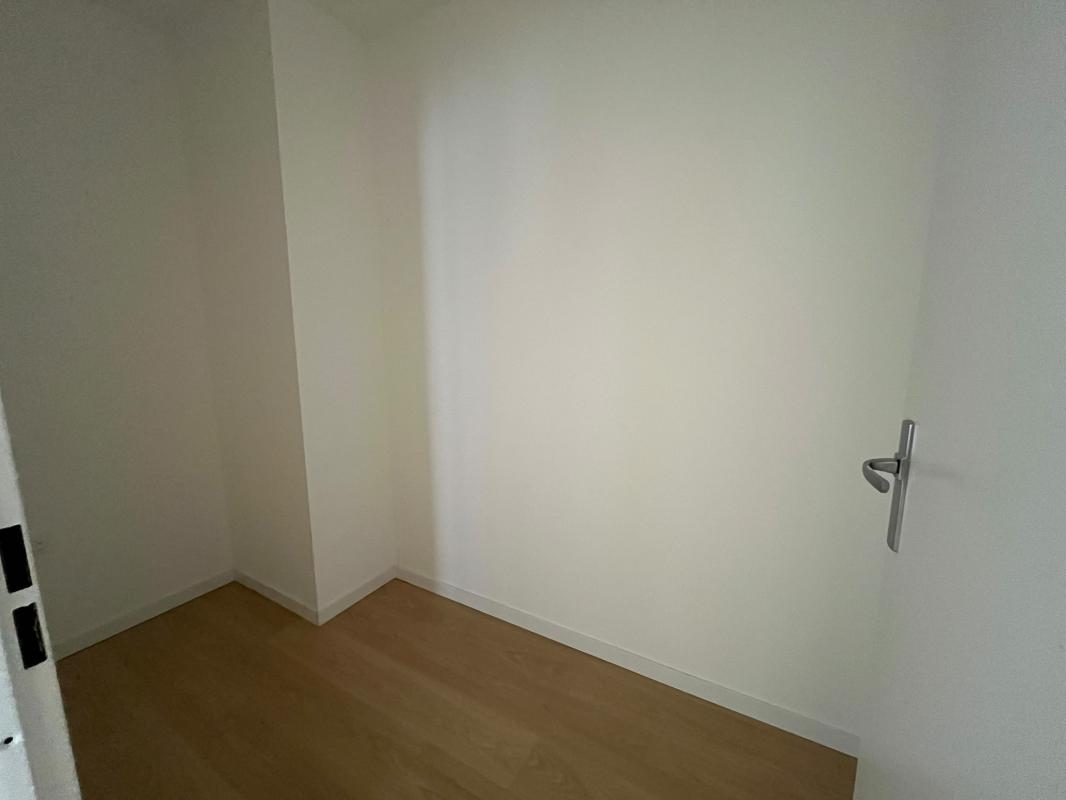 Superbe T4 de 89m² avec balcon - Miniature 6