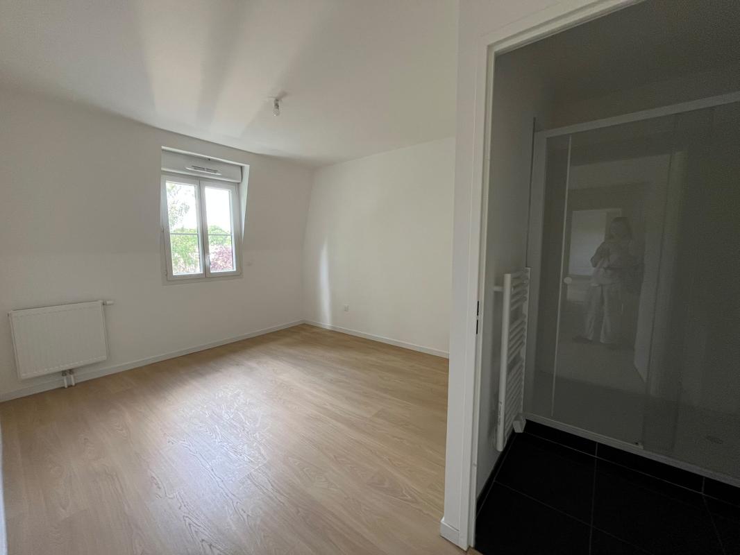 Superbe T4 de 89m² avec balcon - Miniature 7