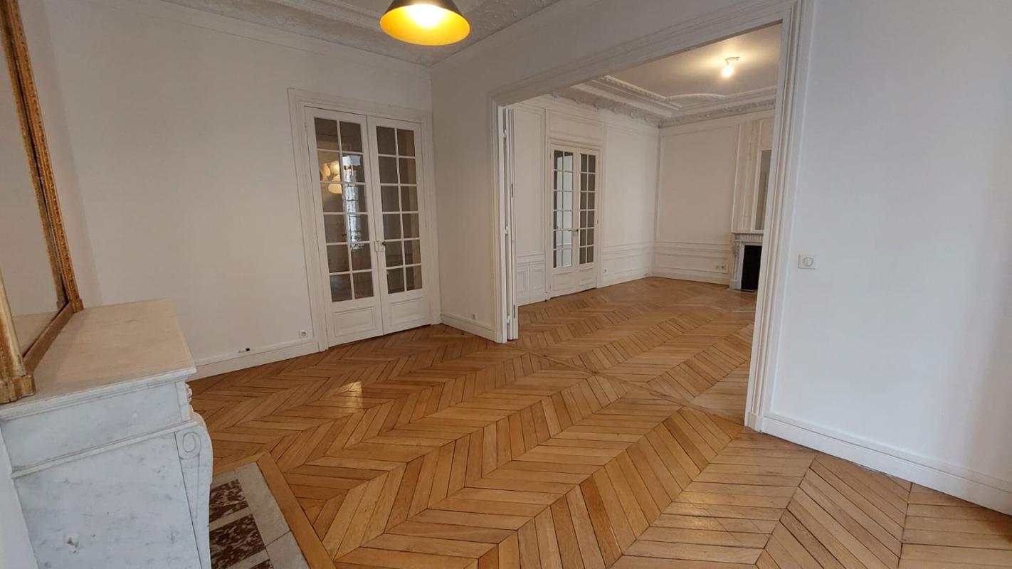SUBLIME APPARTEMENT 7 PIECES DE 200 m² - Miniature 2