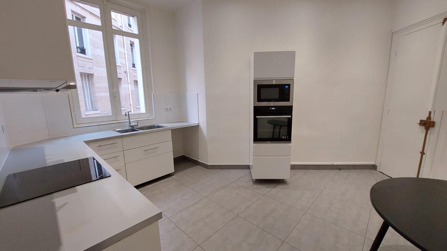 SUBLIME APPARTEMENT 7 PIECES DE 200 m² - Miniature 8