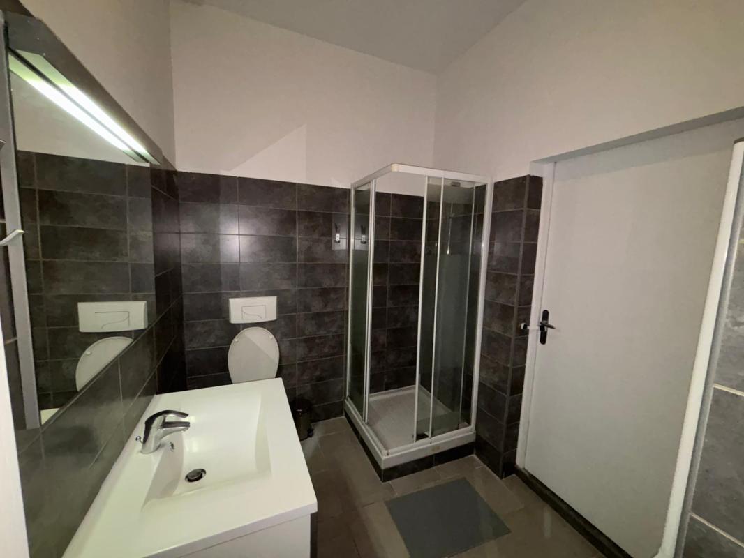 APPARTEMENT TYPE 2 MEUBLE DAMES-REPUBLIQUE - Miniature 5