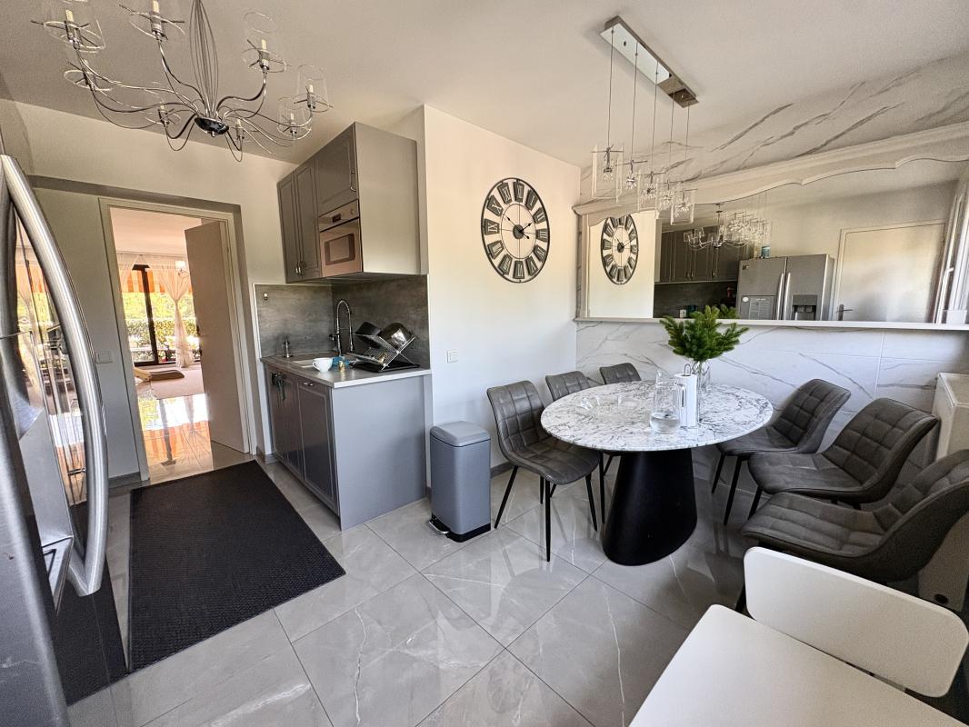 T3 entièrement rénové, 3 pièces, 75 m² à Marseille 10e