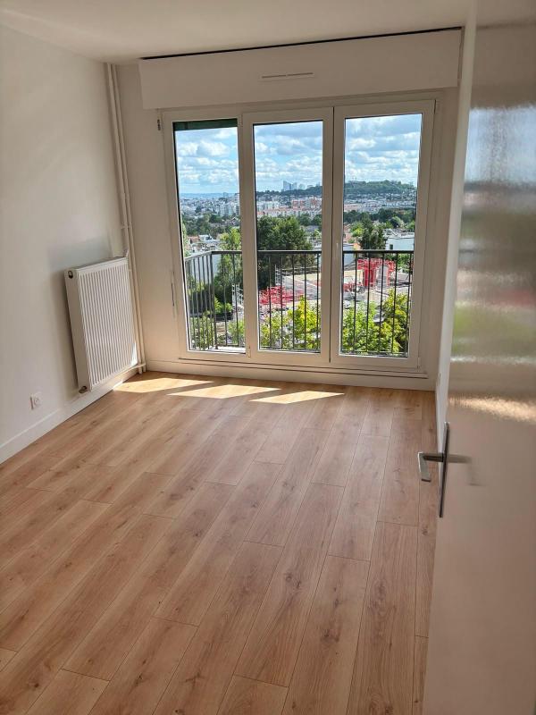 Superbe T2 de 44m² - Miniature 2