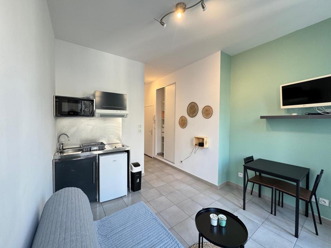 STUDIO RENOVE COTE JOLIETTE - À louer - 1 pièces, 19.11m² à MARSEILLE 2 AR