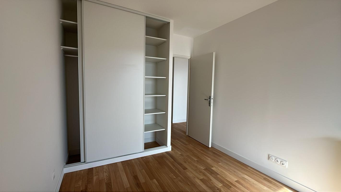 Grand T3 de 63m² avec balcon - Miniature 6
