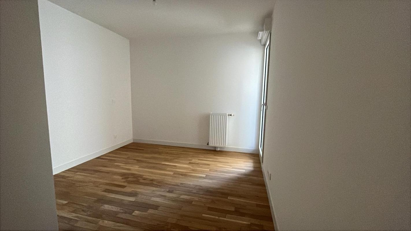 Superbe T3 de 55m² avec balcon - Miniature 4