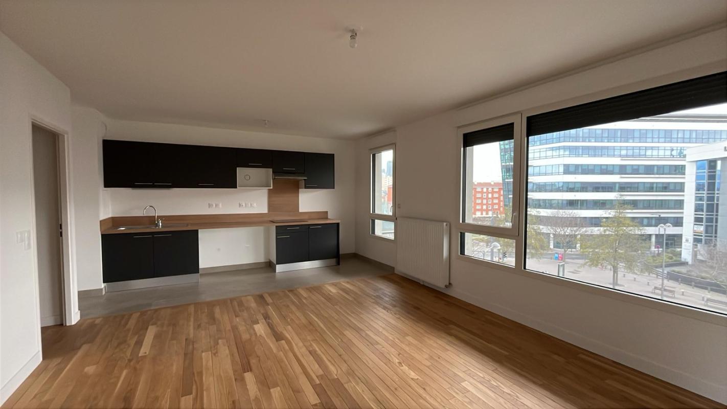T3 lumineux de 63m² - À louer - 3 pièces, 63.6m² à COLOMBES
