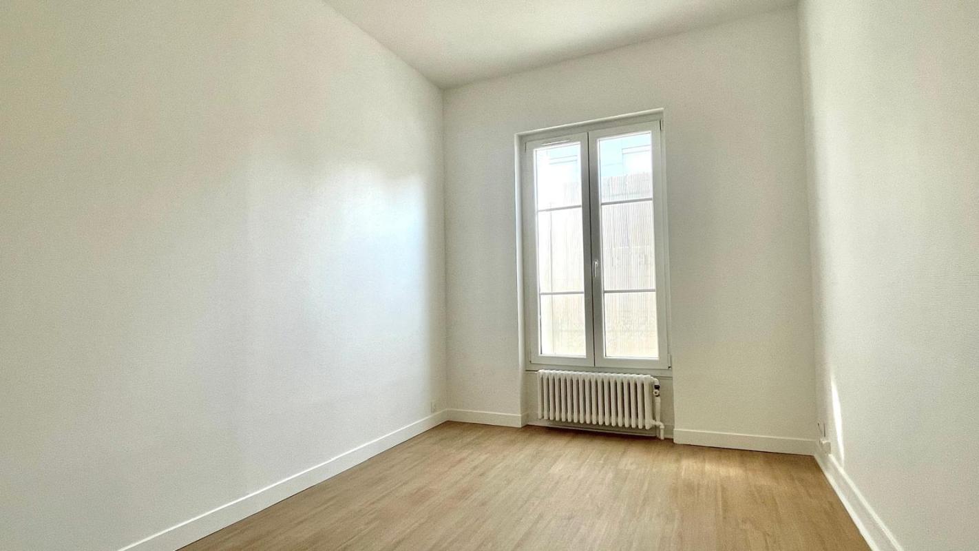 Grand T3 de 68m² avec jardin - Miniature 6