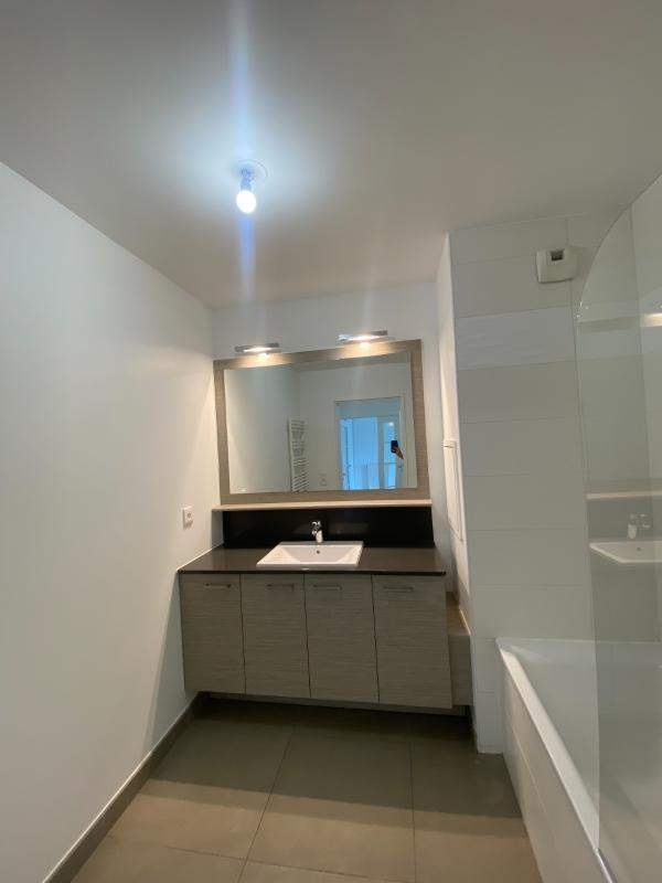 Superbe T2 de 50m² - Miniature 4