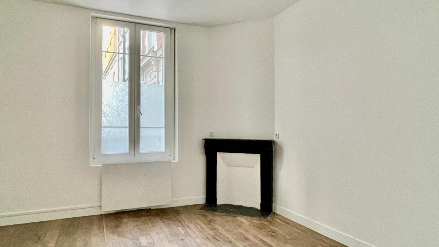 Superbe studio de 29m² - À louer - 1 pièces, 28.4m² à ASNIÈRES SUR SEINE